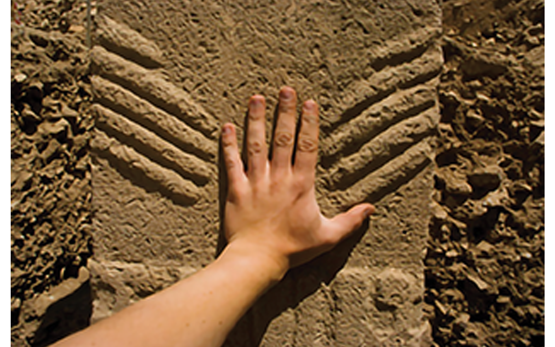 An anthropomorphic pillar An anthropomorphic pillar